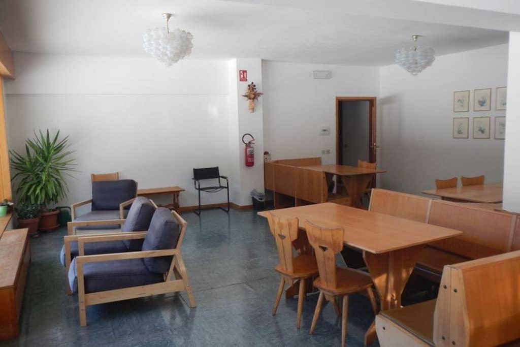 פולגריה Alloggio Vacanze In Montagna Per Coppia מראה חיצוני תמונה